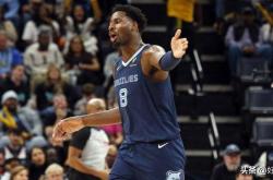 小贾伦·杰克逊能(néng)上场吗？灰熊对阵独行侠伤病报告