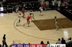 打嗨(hāi)了！杨瀚森首次兩(liǎng)双！NBA发展(zhǎn)联盟最強(qiáng)一战