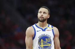 勇士集(jí)体質(zhì)疑NBA赛程，庫(kù)里担心球队或遭遇连败压力(lì)