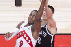 （体育）篮球——NBA季前赛：猛龙胜篮网