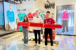 利物浦足球俱乐部官(guān)方商(shāng)店广东首店登(dēng)陆深圳K11