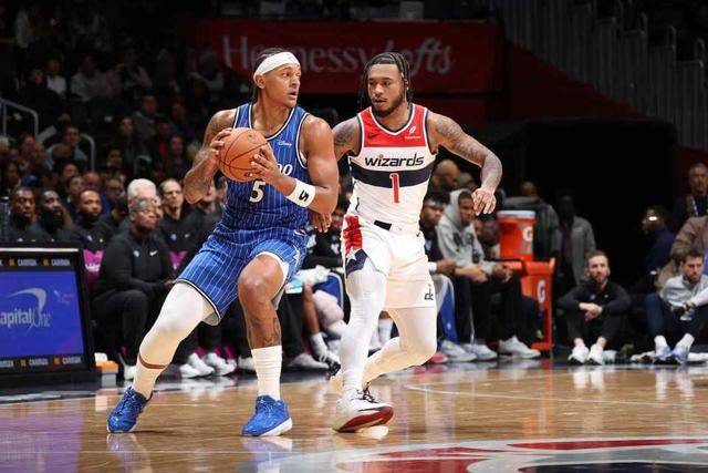 NBA常规赛：魔术31分狂胜奇才 班凯罗28+11小瓦25+6+6