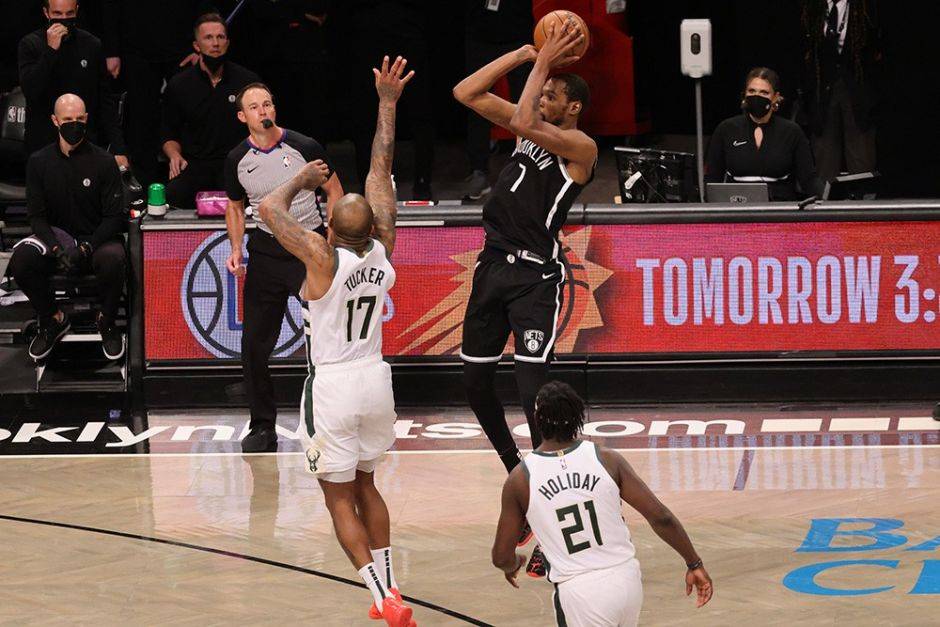 NBA球星季后赛总决赛最后24秒关键球命中率排名，詹姆斯位列第五