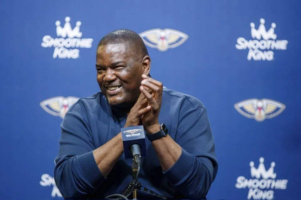 锡安-威廉姆森左腿再次受伤，鹈鹕战绩堪忧