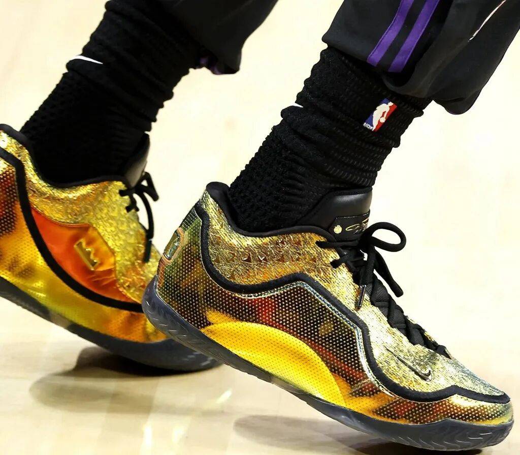 NBA 上脚合集！这几双 PE 不常见！