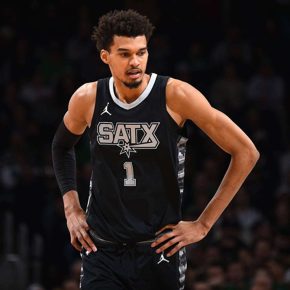 大胆预测，NBA全明星世界队首发五虎，99%是以下五位球员